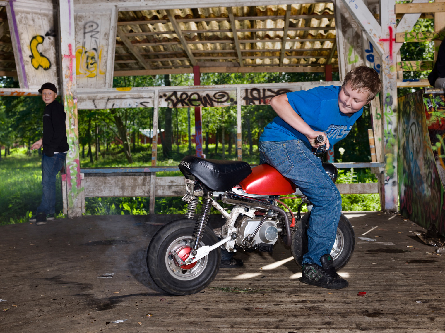 Finnish Teens // Documentary Photo // Aki-Pekka Sinikoski, Photographer from Helsinki, Finland